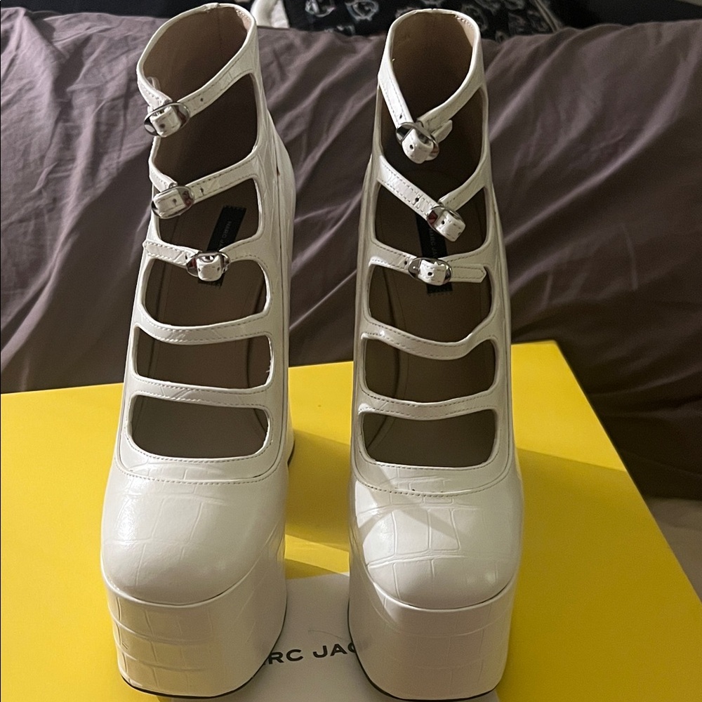 Marc Jacobs croc platform